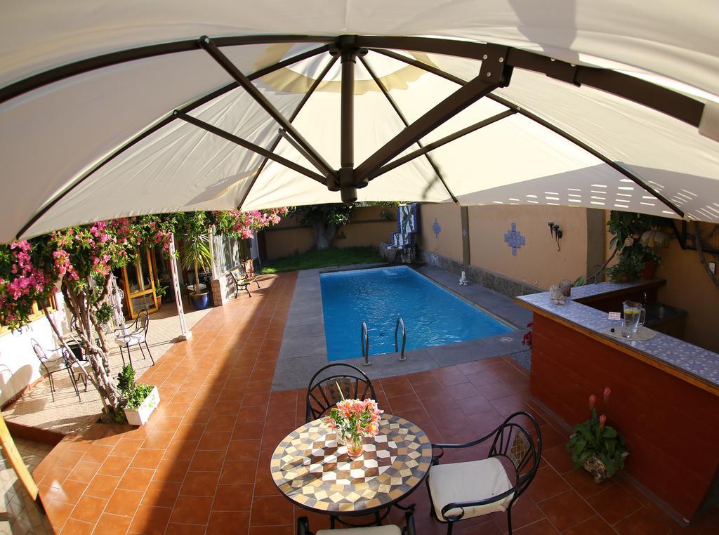 Hotel Puerto De Vega Вальенар Экстерьер фото